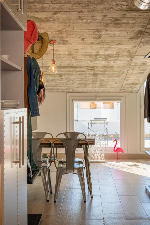Varela 30 Apartamentos マラガ エクステリア 写真