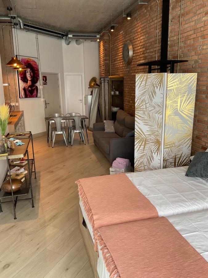 Varela 30 Apartamentos マラガ エクステリア 写真