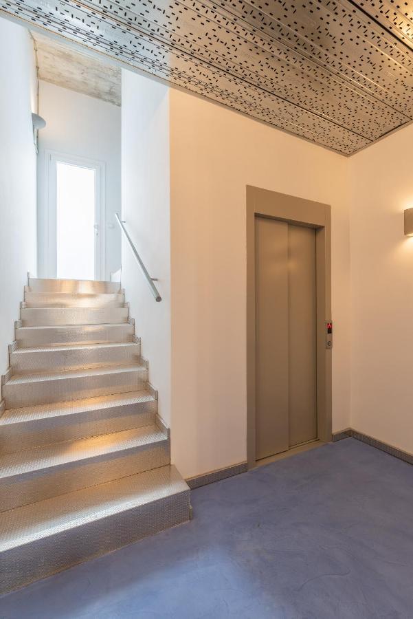 Varela 30 Apartamentos マラガ エクステリア 写真