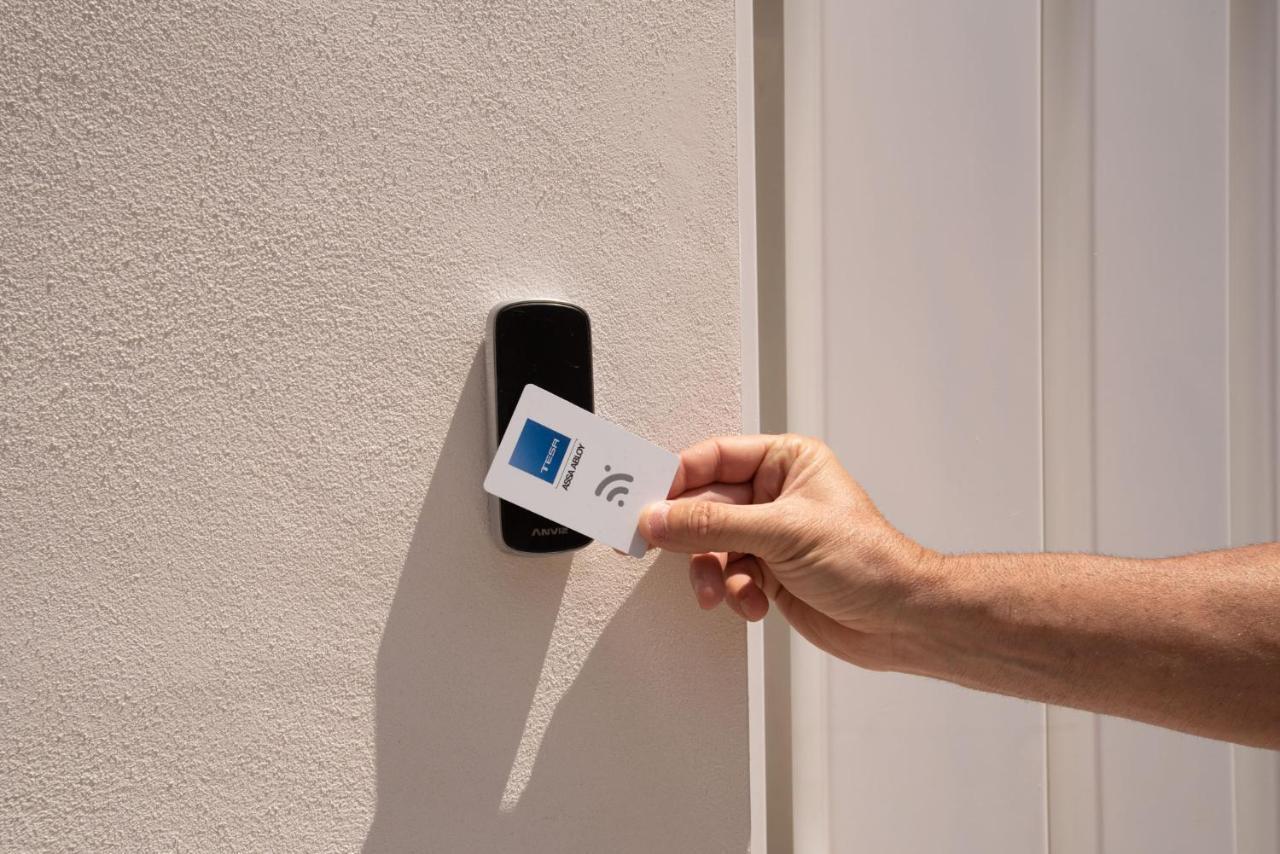 Varela 30 Apartamentos マラガ エクステリア 写真